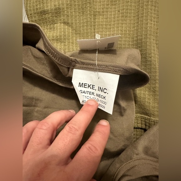 BROWN POLYPRO POLYPROPYLENE ECWCS COLD WEATHER THERMAL UNDERSHIRT AND HOOD GEAR - Picture 6 of 6